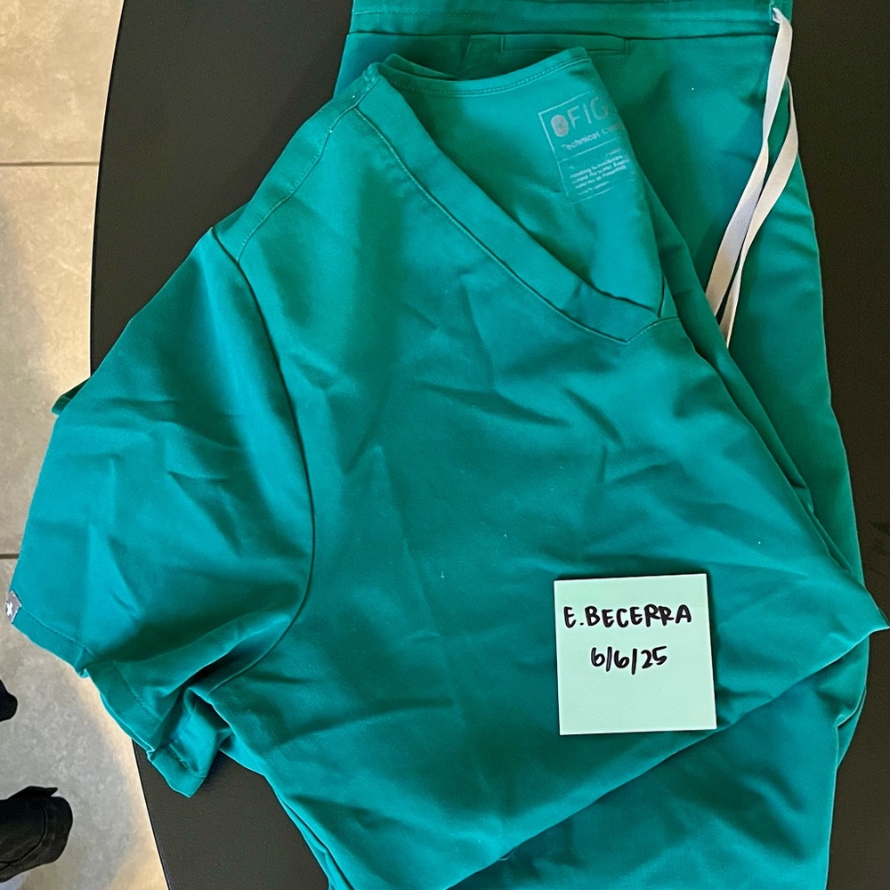 Hunter Green Scrub Top and Pants Set